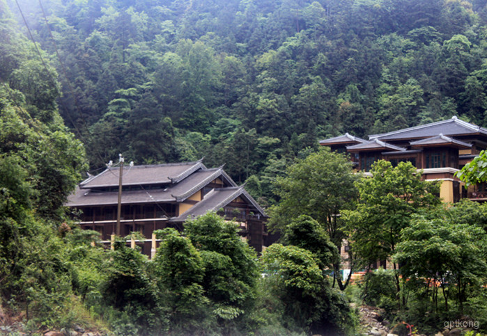 梵净山生态植物园展示图片0