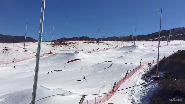 富华滑雪场展示图片0