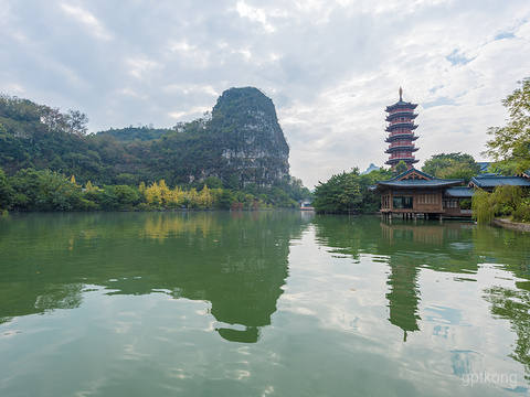 桂林木龙湖展示图片3