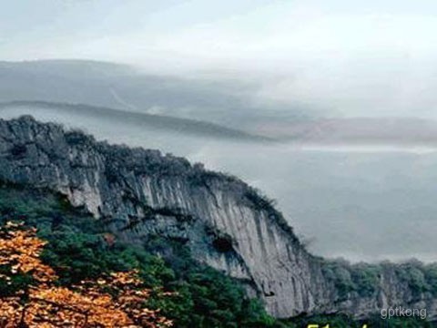 华蓥山大峡谷展示图片1