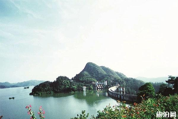 湖北大别山主峰风景区展示图片1