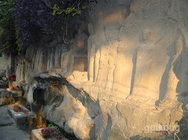 骝马山摩崖造像展示图片4