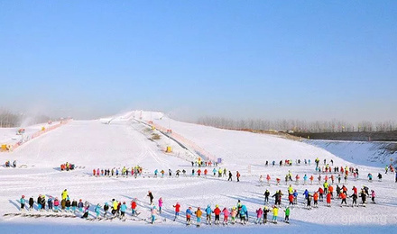 盘山滑雪场展示图片2