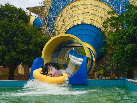 清泉湾生态旅游度假区展示图片1