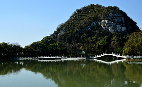 七星岩展示图片1