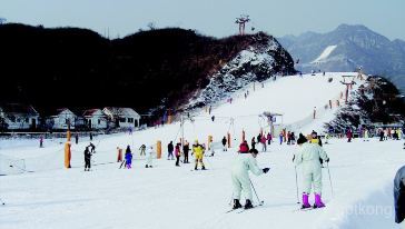 上京国际滑雪场展示图片1