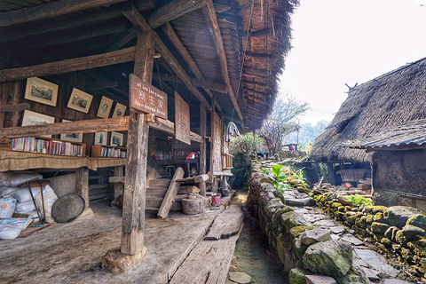 西盟佤部落旅游区里坎瀑布景区展示图片2