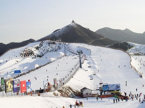 右玉南山滑雪场展示图片0