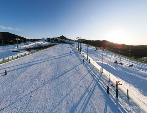 右玉南山滑雪场展示图片2