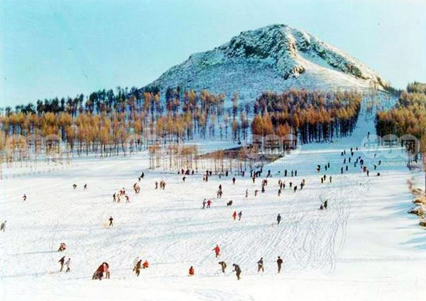 玉泉秋林滑雪场展示图片6